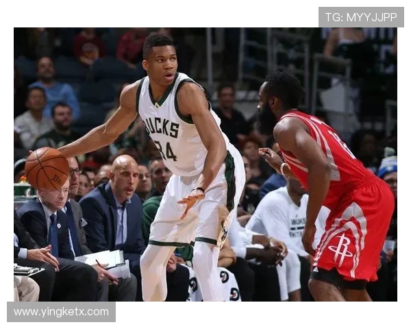 休斯顿火箭队对阵雄鹿比赛数据详细分析