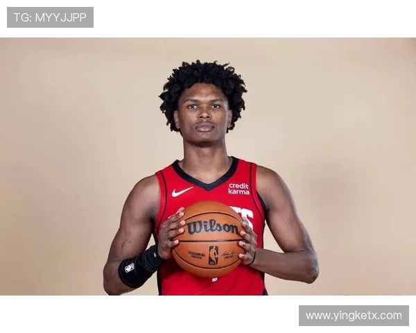 火箭队球员布雷克介绍及其赛场表现精彩点评