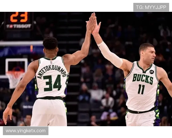 雄鹿队字母哥在2024年NBA赛季中的统治级表现评析